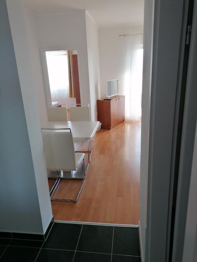 Apartments Dinko Duce Exterior photo