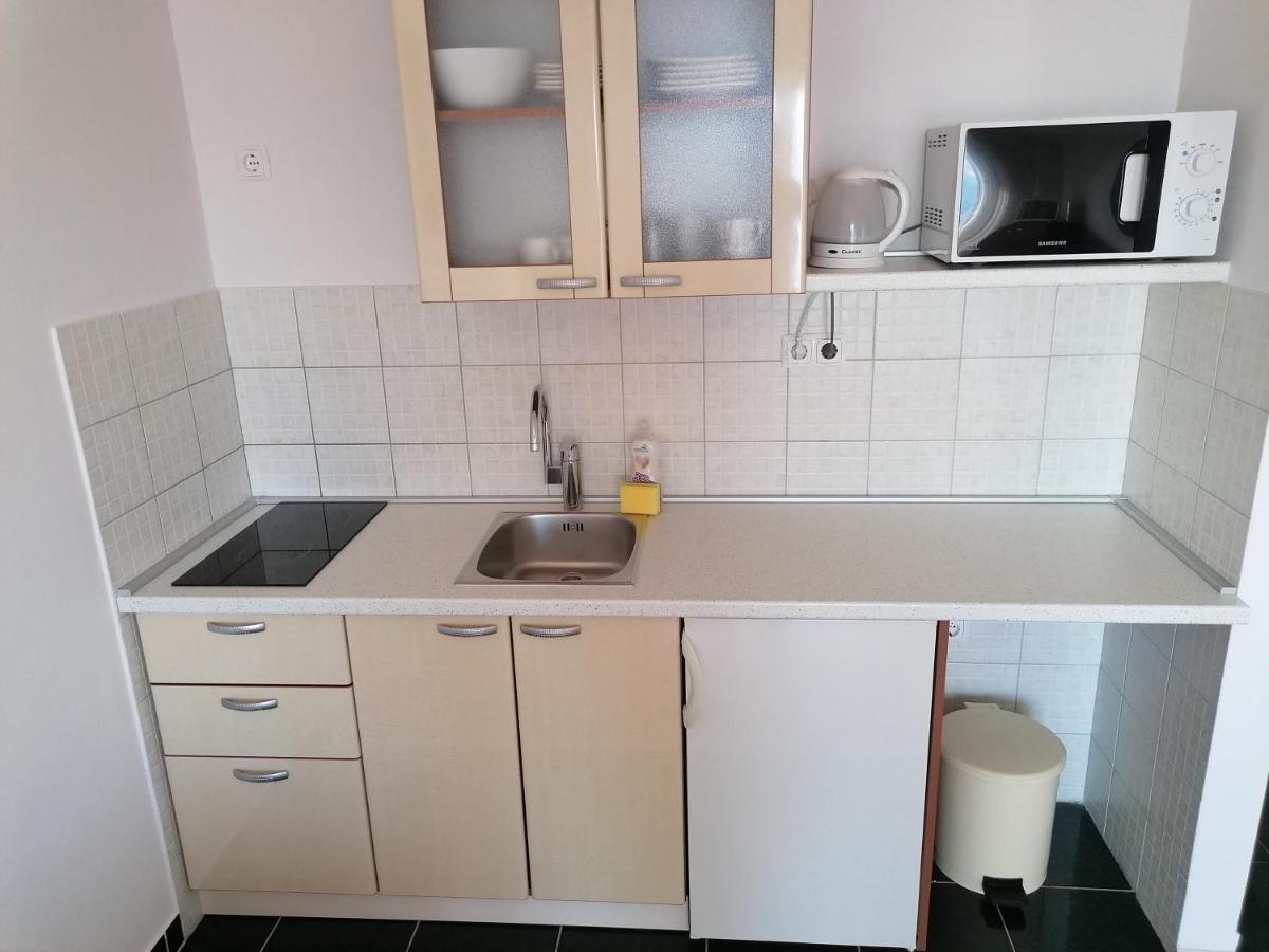 Apartments Dinko Duce Exterior photo