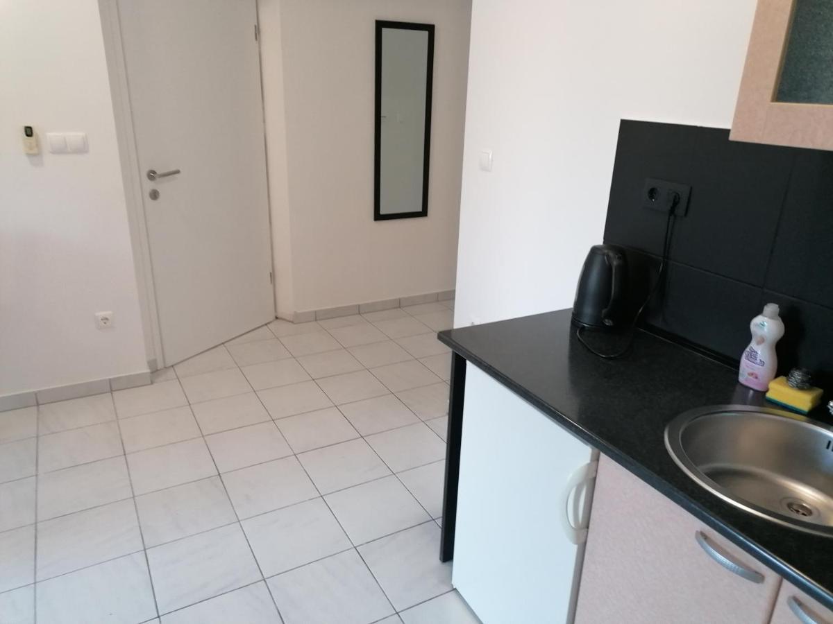 Apartments Dinko Duce Exterior photo